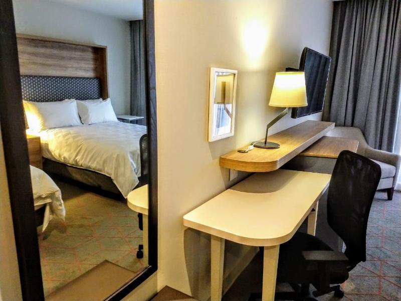 Holiday Inn & Suites - Aguascalientes By Ihg Eksteriør billede