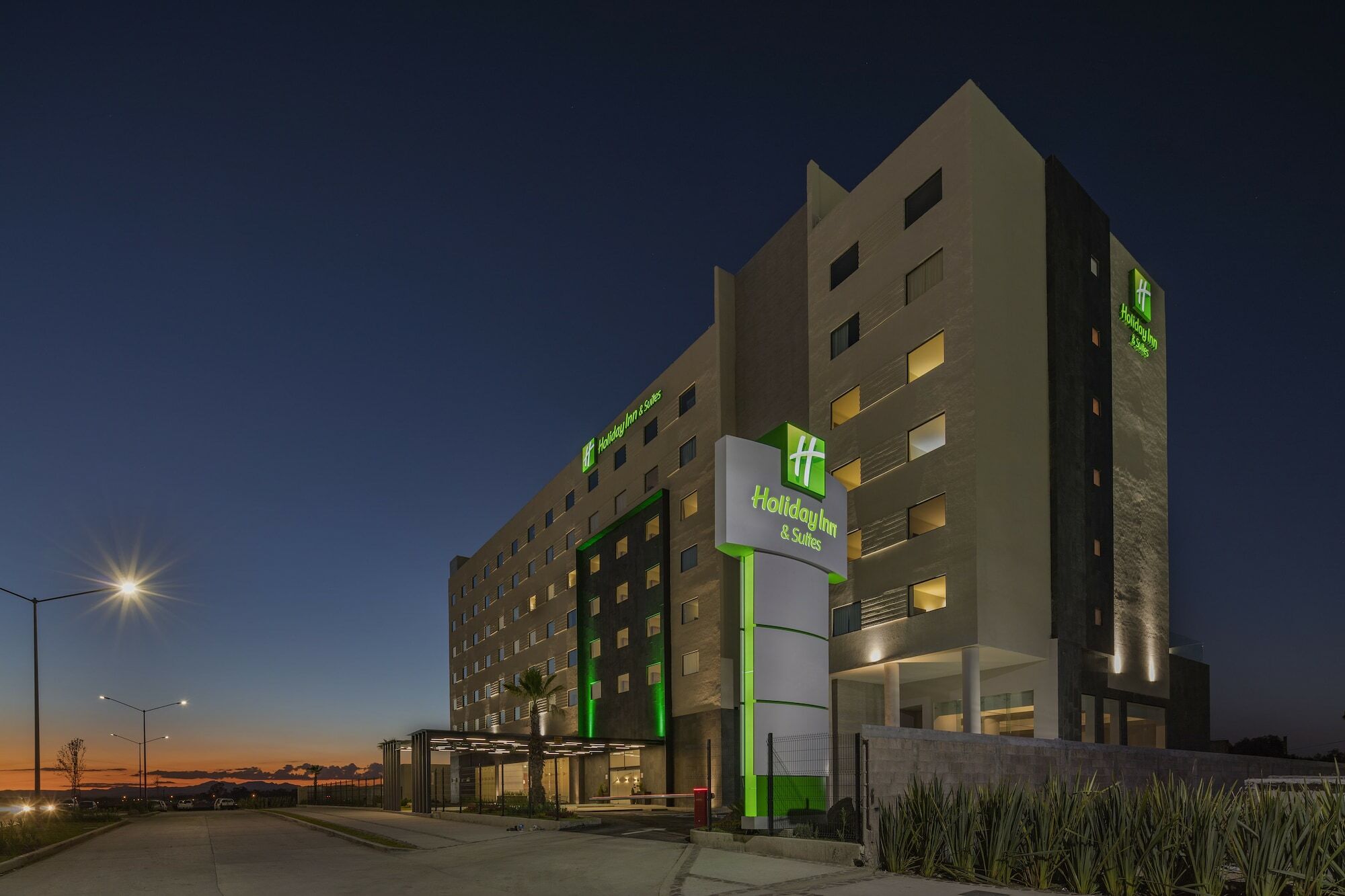 Holiday Inn & Suites - Aguascalientes By Ihg Eksteriør billede